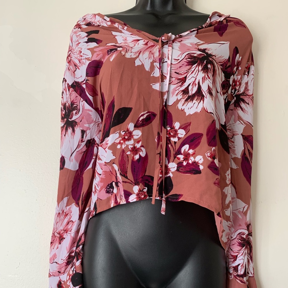 Long sleeve floral Shirt